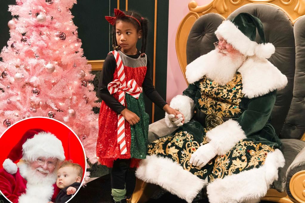 Bloomingdale's green Santa has parents seeing red and kids 'crying'